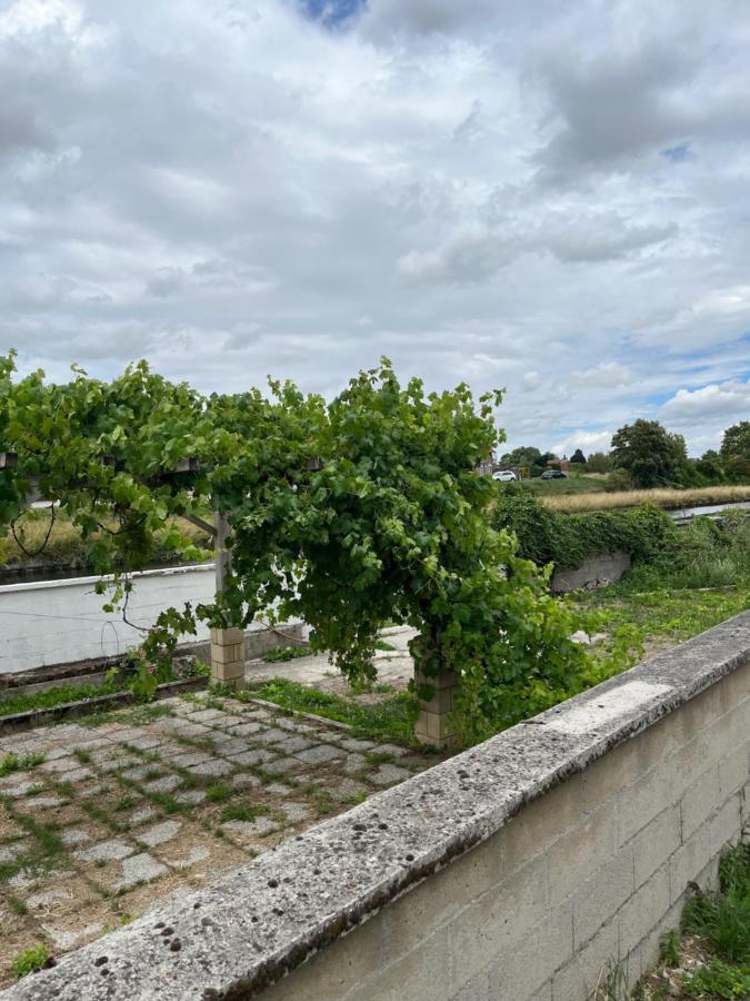 Superbe Appartement Au Bord Du Canal De St Quentin Σεν-Κεντέν Εξωτερικό φωτογραφία